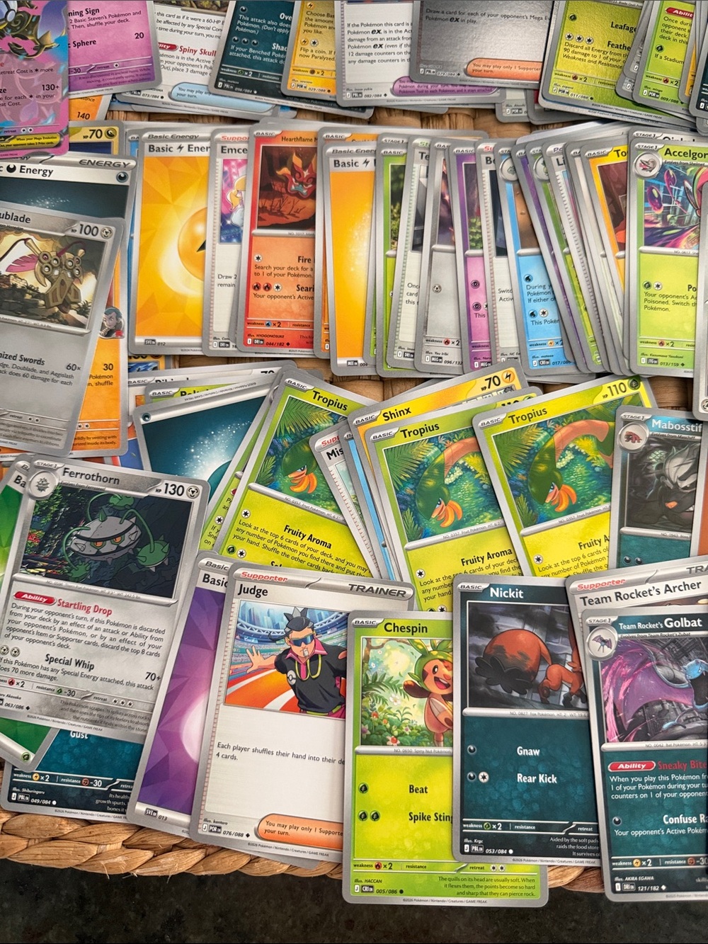 100 plus POKEMON Trading Card Lot - Assorted  Cards EX, Trainer, Energy BUNDLE - Picture 6 of 7